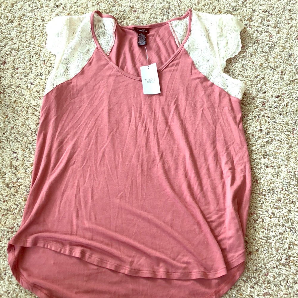 Rue 21 top